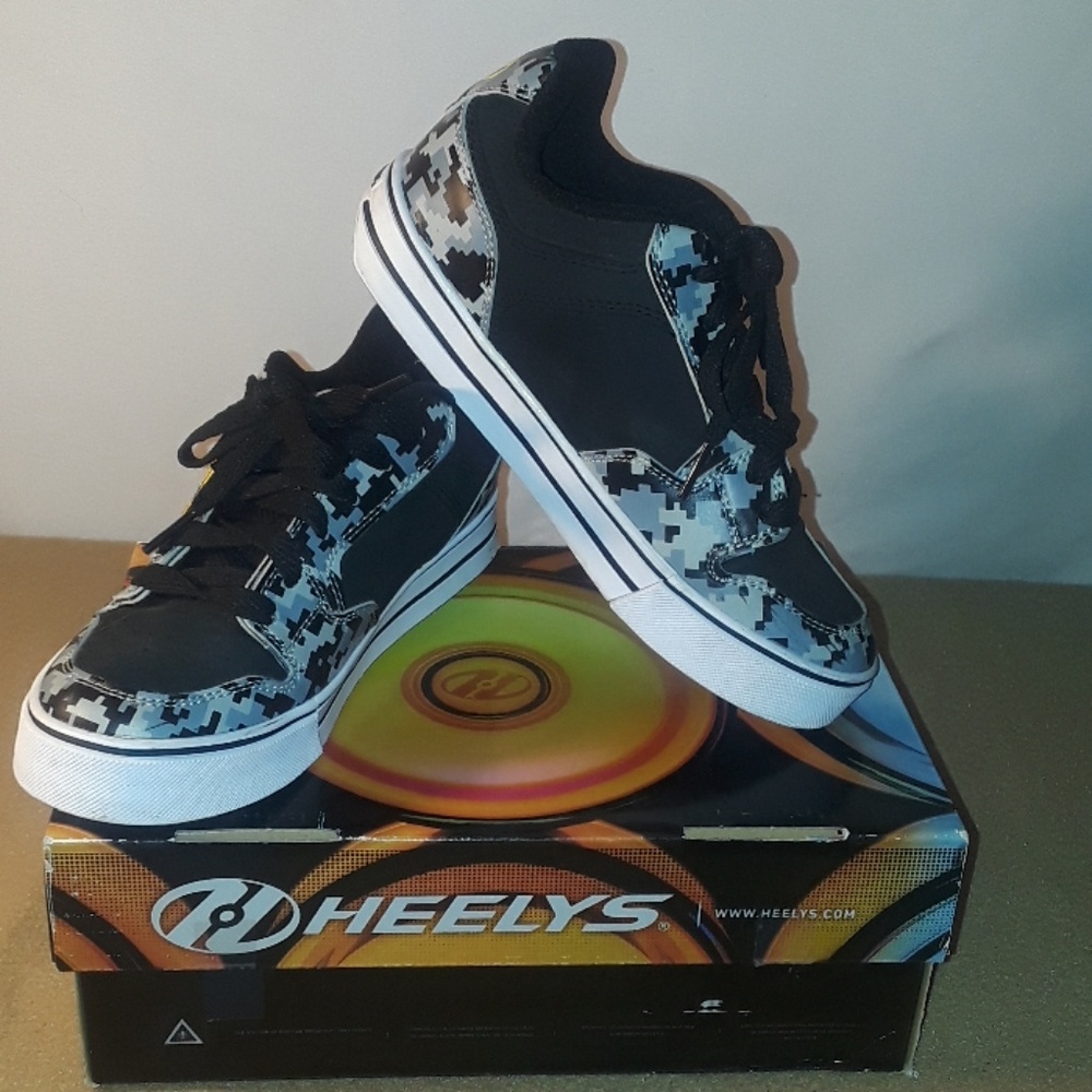 Heelys Shoes